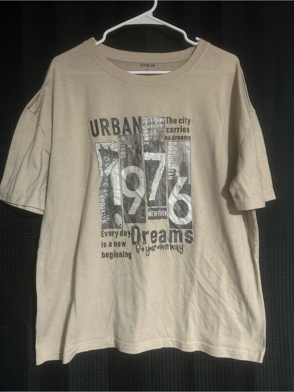 SHEIN Beige Urban 1976 Graphic Short Sleeve Tee
